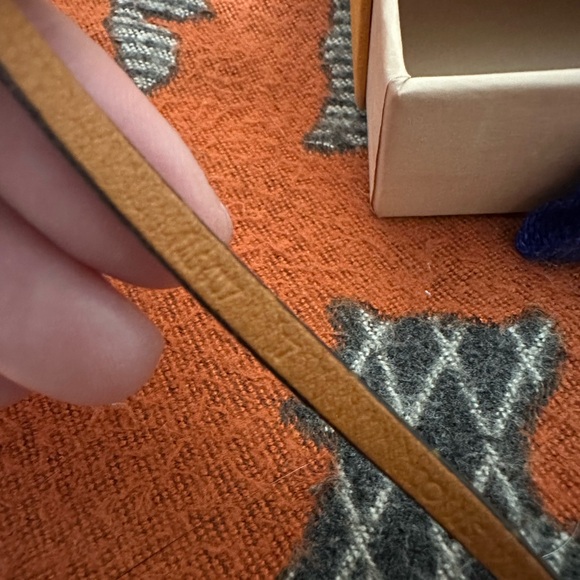 LOUIS VUITTON ❤️🌟 MONOGRAM BRACELET W/ GOLD HARDWARE SNAP CLOSURE⭐️ - Picture 5 of 7